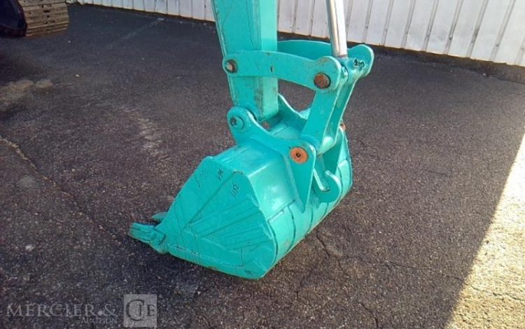 KOBELCO MINI PELLE SK60-C 6T 7704H AN2012 VERT C3611