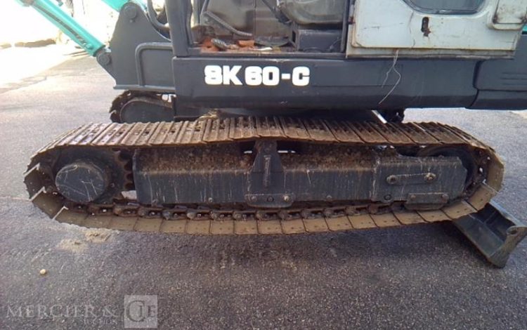 KOBELCO MINI PELLE SK60-C 6T 7704H AN2012 VERT C3611