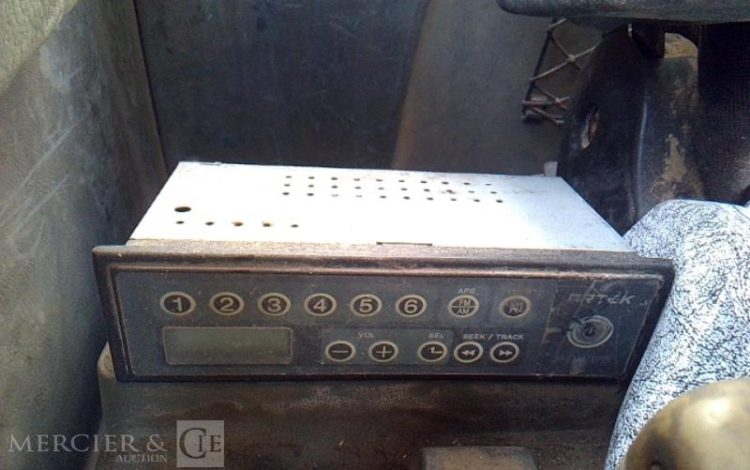 KOBELCO MINI PELLE SK60-C 6T 16196H AN2012 VERT C5237