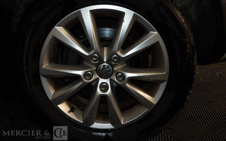 VOLKSWAGEN TOUAREG 3.0 TDI 205CH BLUEMOTION R EXCLUSIVE 4MOTION TIPTRONIC BVA BLANC CF-126-WJ