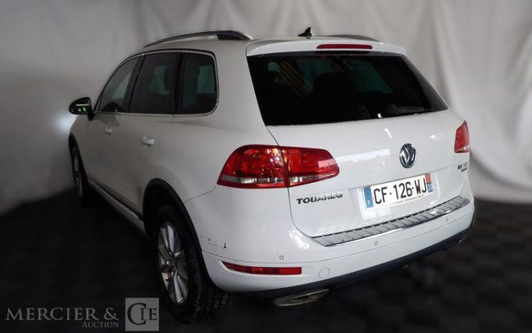 VOLKSWAGEN TOUAREG 3.0 TDI 205CH BLUEMOTION R EXCLUSIVE 4MOTION TIPTRONIC BVA BLANC CF-126-WJ