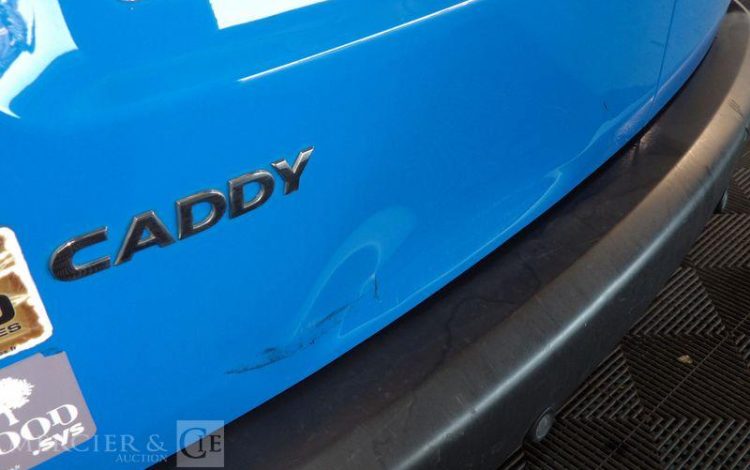 VOLKSWAGEN CADDY GNV BLEU CN-421-KF