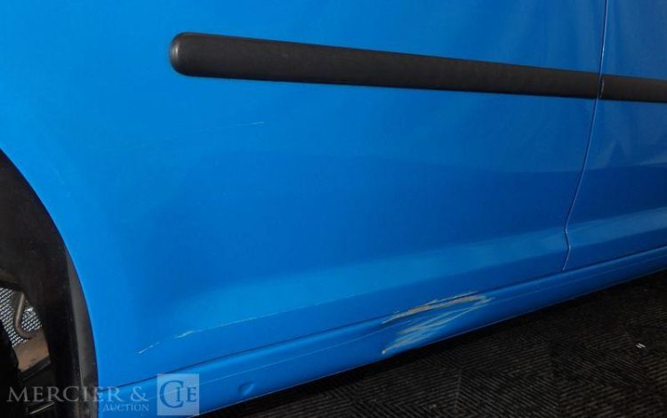 VOLKSWAGEN CADDY GNV BLEU CN-421-KF