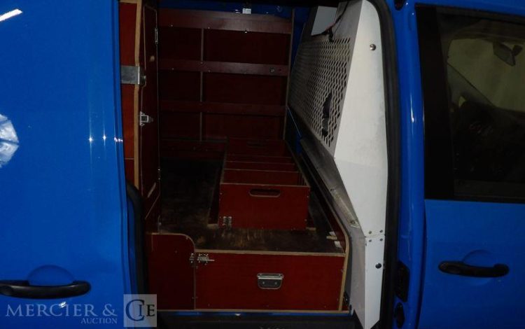 VOLKSWAGEN CADDY FOURGON 2.0 ECOFUEL 110 BLEU CN-453-KF