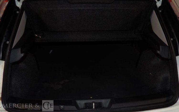 FIAT PUNTO SOCIETE 1.4 GNV 75 DYNAMIC BLANC CN-716-LJ