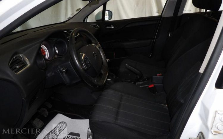 CITROEN C4 1,6 HDI 90CH ATTRACTION BLANC CS-442-VX
