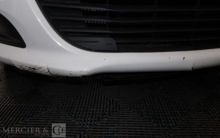 CITROEN C4 1,6 HDI 90CH ATTRACTION BLANC CS-442-VX