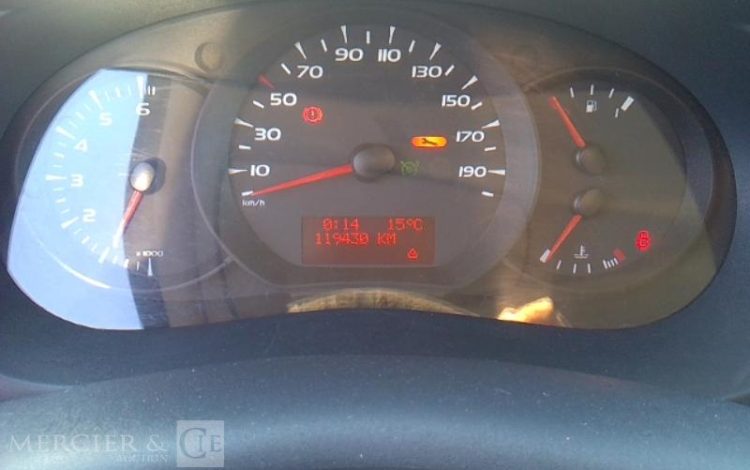 RENAULT KANGOO DCI BLEU CW-197-KV