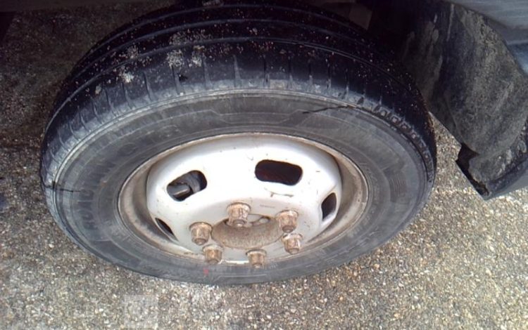 IVECO 35C13 BENNE SIMPLE CABINE COFFRE  CX-297-BR