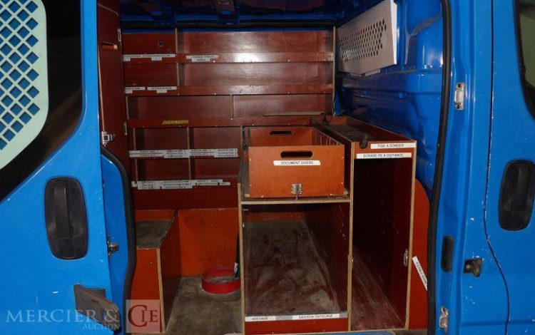 RENAULT TRAFIC 2.0 DCI 90 1T0 L1H1 CONFORT BLEU CX-443-ZN