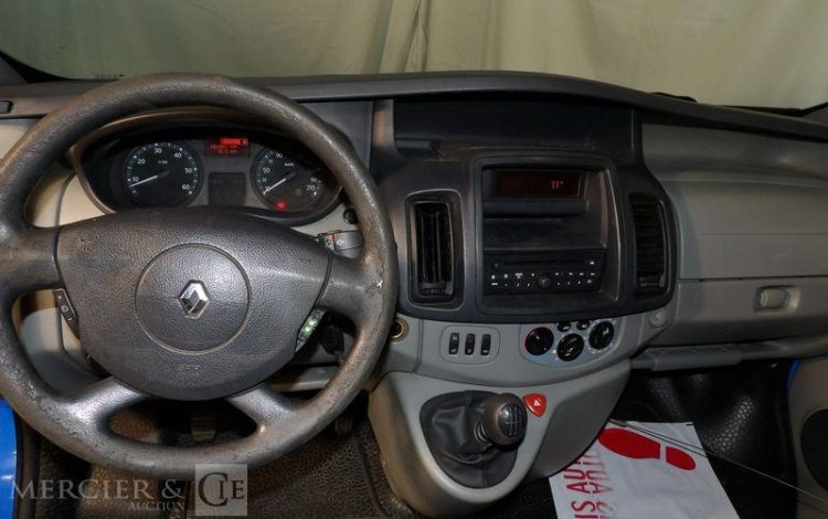 RENAULT TRAFIC 2.0 DCI 90 1T0 L1H1 CONFORT BLEU CX-443-ZN