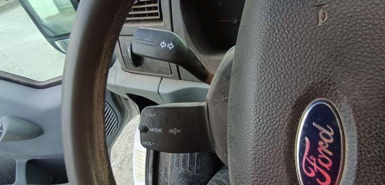 FORD TRANSIT 2006 TRACTION PHASE 2 280M 2.2 TDCi 16V DPF FOURGON MOYEN TOLE 100CV BLANC CX-800-AB