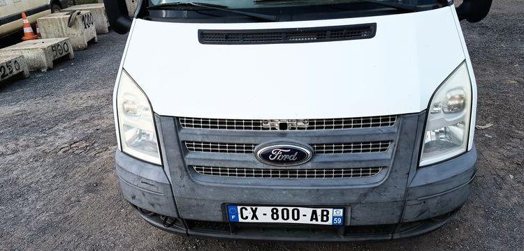 FORD TRANSIT 2006 TRACTION PHASE 2 280M 2.2 TDCi 16V DPF FOURGON MOYEN TOLE 100CV BLANC CX-800-AB