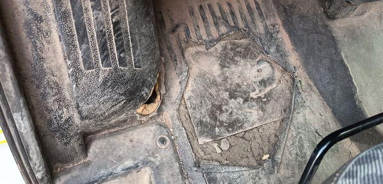 FORD TRANSIT 2006 TRACTION PHASE 2 280M 2.2 TDCi 16V DPF FOURGON MOYEN TOLE 100CV BLANC CX-800-AB