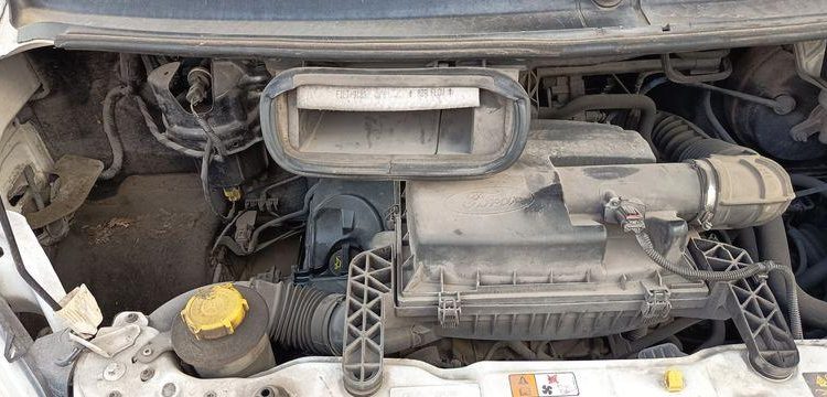 FORD TRANSIT 2006 TRACTION PHASE 2 280M 2.2 TDCi 16V DPF FOURGON MOYEN TOLE 100CV BLANC CX-800-AB