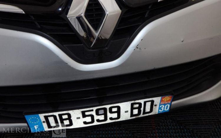 RENAULT CLIO 1.5 DCI 90CH ZEN GRIS DB-599-BD