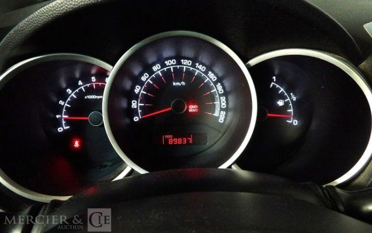 KIA VENGA 1.6 CRDI 115CH ACTIVE BLANC DC-441-PS