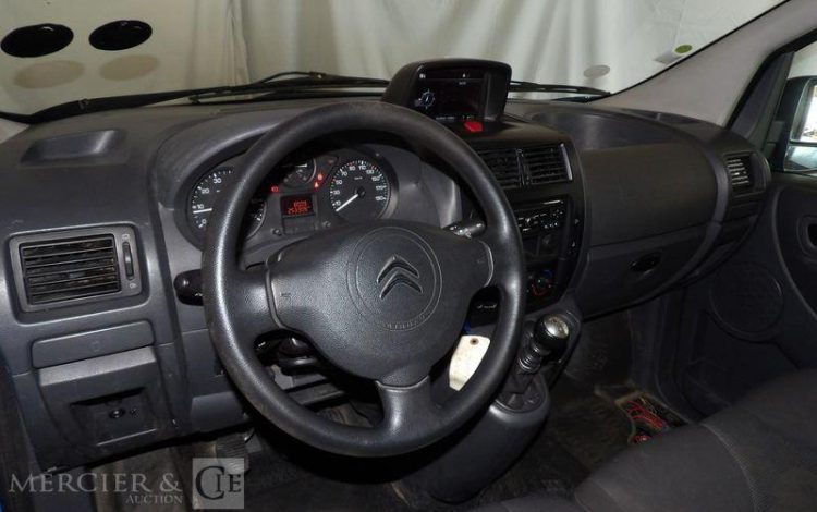 CITROEN JUMPY HDI BLEU DM-424-HZ