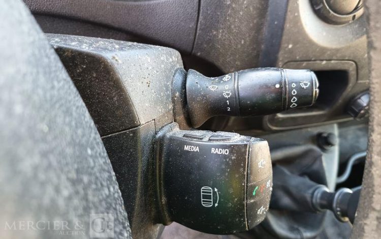 RENAULT MASTER FOURGON  DX-677-SH