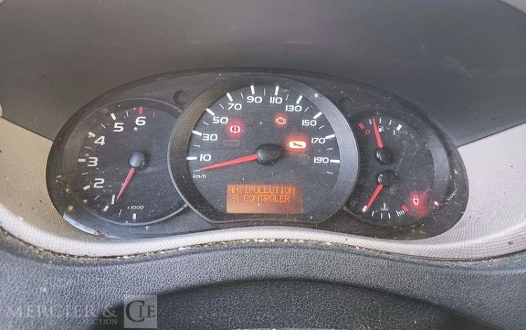 RENAULT MASTER FOURGON  DX-677-SH