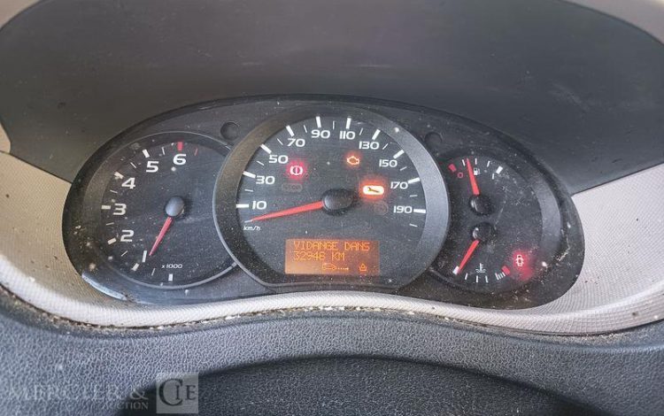 RENAULT MASTER FOURGON  DX-677-SH