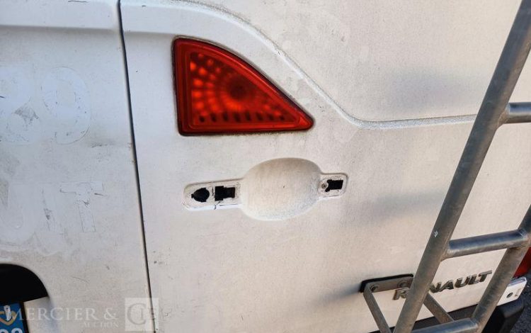 RENAULT MASTER FOURGON  DX-677-SH