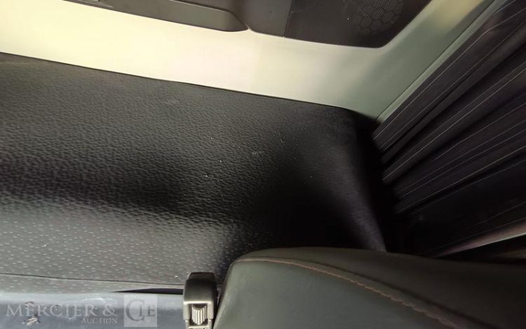 VOLVO FM BLANC DY-852-KT