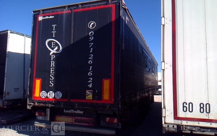 LECITRAILER SEMI REMORQUE BACHE 3 ESSIEUX PTAC 38T NOIR EC-630-QJ