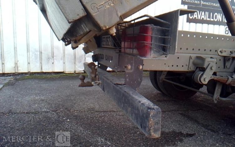 IVECO 35C13 BENNE  EE-062-CH