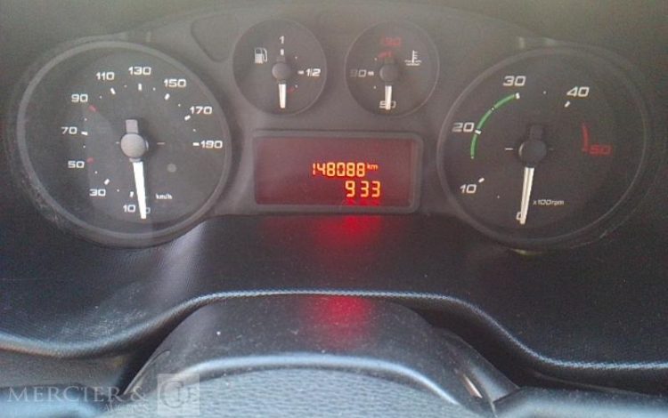 IVECO 35C13 BENNE  EE-062-CH