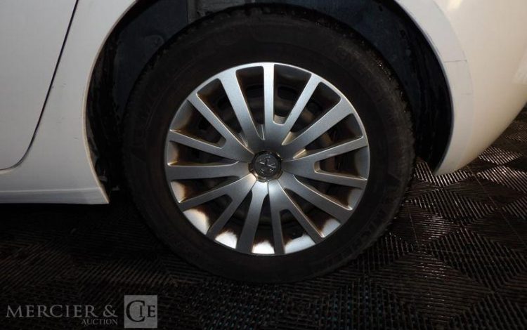 PEUGEOT 308 ACCESS BUSINESS 100CH  EF-556-MM