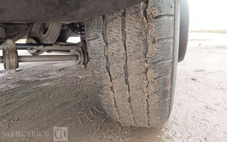 IVECO 35C13 BENNE SIMPLE CABINE COFFRE  EG-589-AH