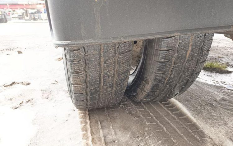 IVECO 35C13 BENNE SIMPLE CABINE COFFRE  EG-589-AH