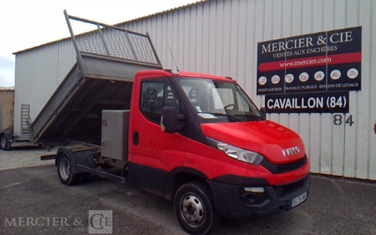 IVECO 35C13 BENNE SIMPLE CABINE COFFRE  EG-751-NV
