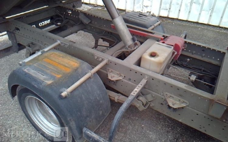 IVECO 35C13 BENNE SIMPLE CABINE COFFRE  EG-751-NV