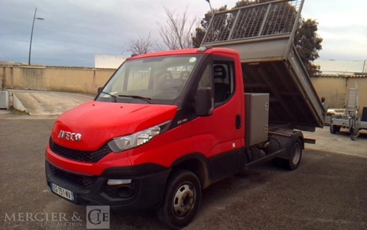 IVECO 35C13 BENNE SIMPLE CABINE COFFRE  EG-751-NV