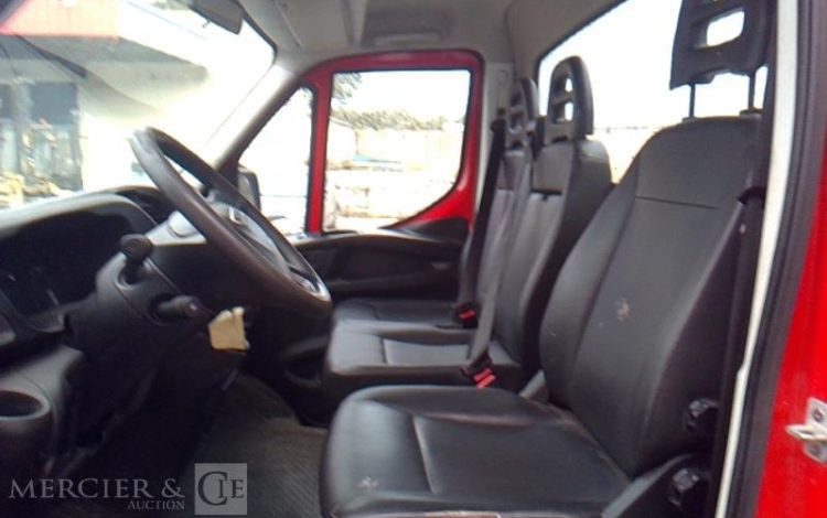 IVECO 35C13 BENNE SIMPLE CABINE COFFRE  EG-751-NV
