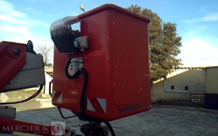 MULTITEL DAILY AVEC NACELLE MULTITEL MX250 25M  EJ-953-ZC