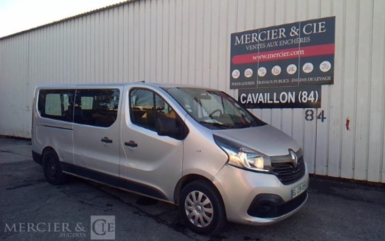 RENAULT TRAFIC  EL-278-XP