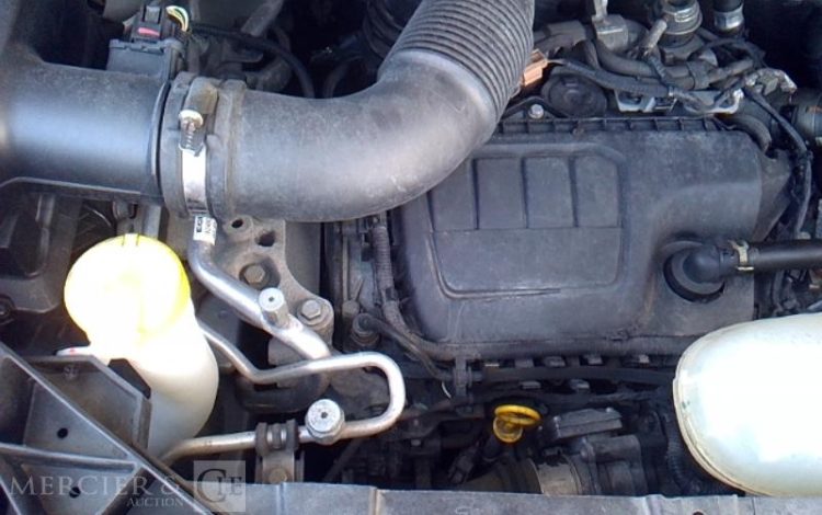 RENAULT TRAFIC  EL-278-XP