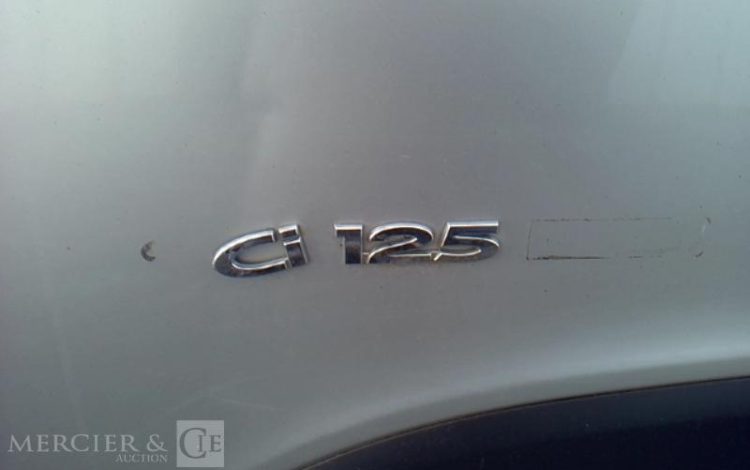 RENAULT TRAFIC  EL-278-XP