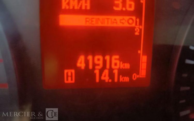 NISSAN CABSTAR NT400 AVEC NACELLE MULTITEL MT202 – 20 METRES – 2404 HEURES – ANNEE 2017 BLANC EL-347-SQ