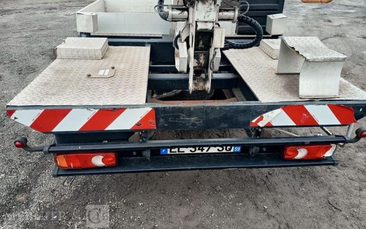 NISSAN CABSTAR NT400 AVEC NACELLE MULTITEL MT202 – 20 METRES – 2404 HEURES – ANNEE 2017 BLANC EL-347-SQ