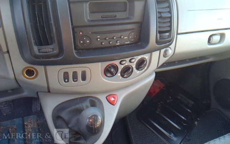 RENAULT TRAFIC 2.0 DCI 90 1T0 L1H1 CONFORT BLEU EN-450-NE