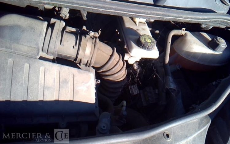 RENAULT TRAFIC 2.0 DCI 90 1T0 L1H1 CONFORT BLEU EN-450-NE