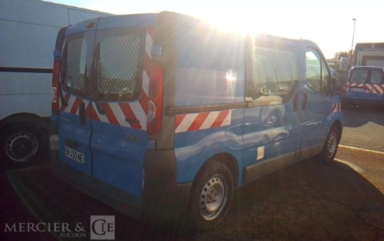 RENAULT TRAFIC 2.0 DCI 90 1T0 L1H1 CONFORT BLEU EN-450-NE