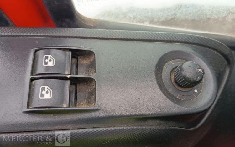 IVECO 35C12 BENNE SIMPLE CABINE COFFRE  EP-051-NV