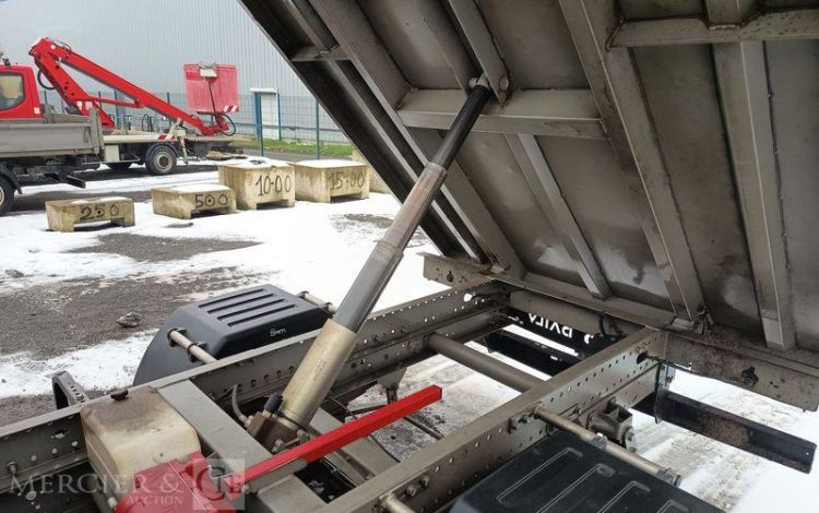 IVECO 35C12 BENNE SIMPLE CABINE COFFRE  EP-051-NV