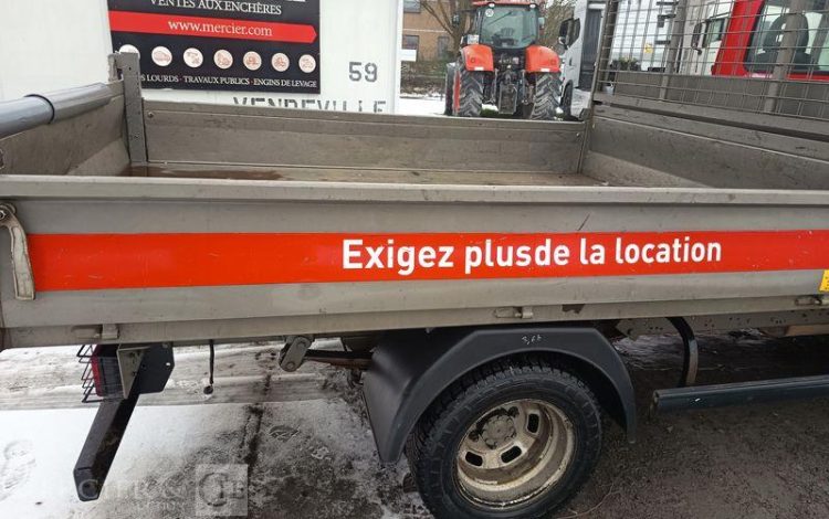 IVECO 35C12 BENNE SIMPLE CABINE COFFRE  EP-051-NV