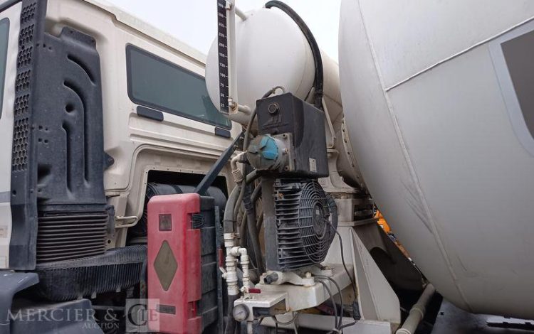 MAN TGS 32,420 PORTEUR TOUPIE A BETON – PTRA 32 TONNES – 159486 KMS – ANNEE 2017 BLANC EP-916-HW